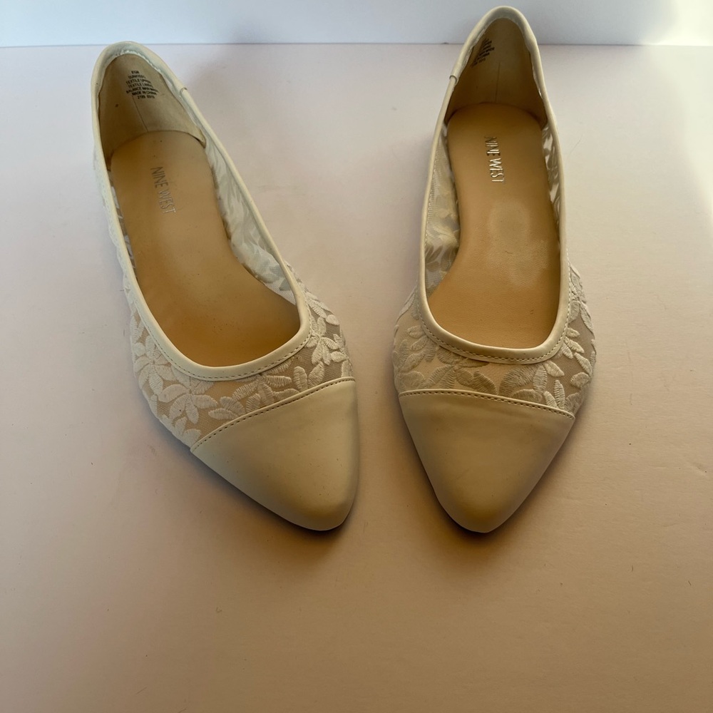 Nine West White Leather Flats Minimalist Design